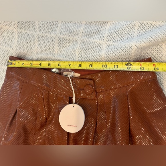 Camila Coelho Women’s Revolve Filomena Cognac NWT pants. Size medium. - Picture 8 of 9